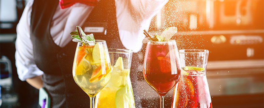 6 Tasty Wine Cocktails to Make in 2020