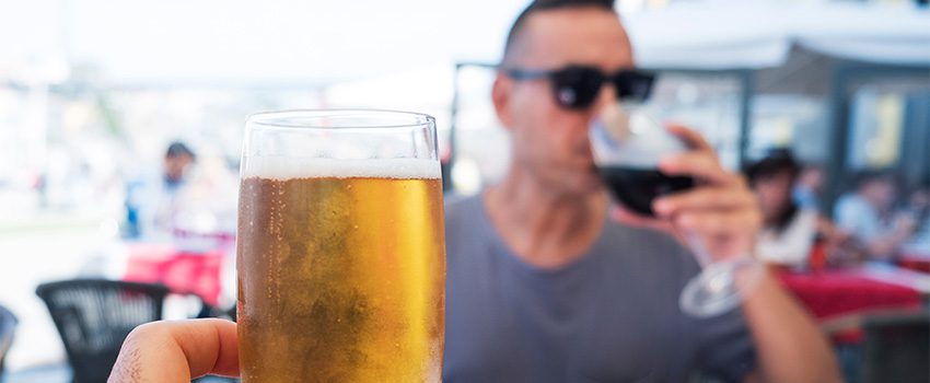 Read more about the article A Toast to Your Health: Which is Better, Beer or Wine?